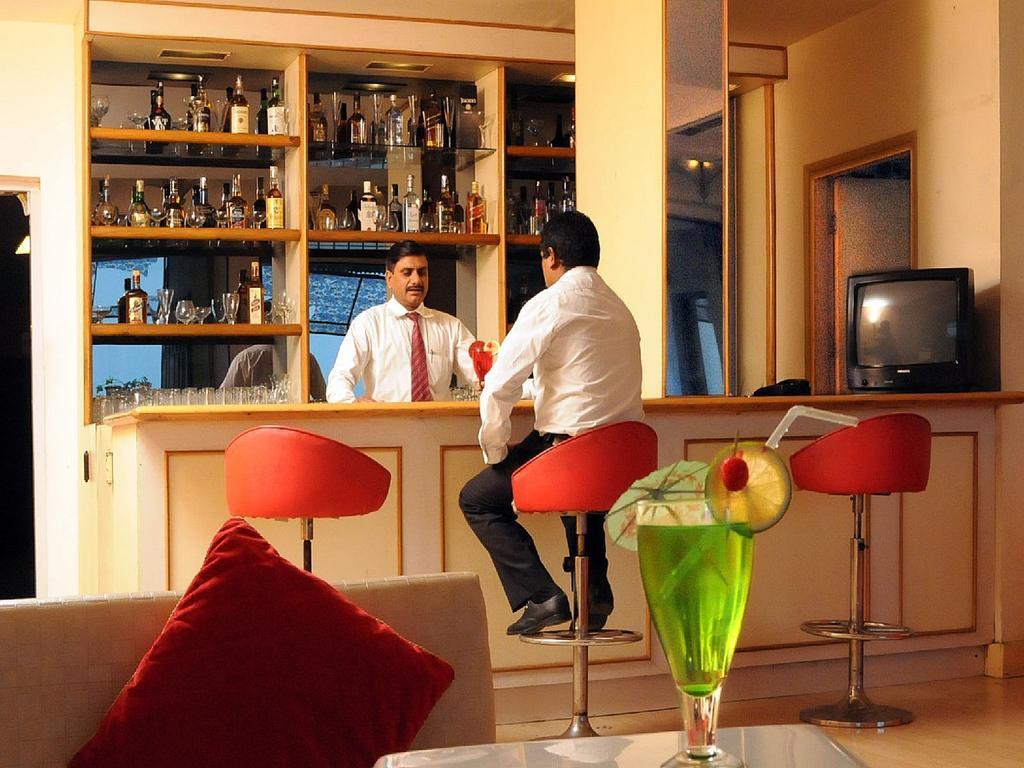 Hotel Lake View Ashok Bhopal Esterno foto